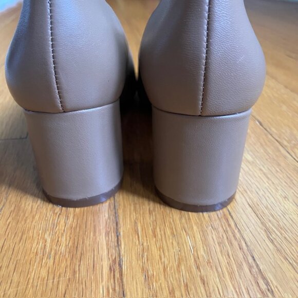 NWT Nine West Finnley0 leather pumps in Natural size 5 - Picture 5 of 11